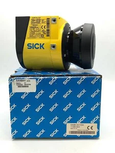 1PC Sick S30B-2011DA Safety Laser Scanner S300 5 Pin 1026822 - Picture 1 of 9
