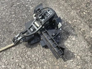FORD MK2.5 FOCUS ELEKTRISCHES SCHLOSS BEIFAHRERSEITE MECH 4M5A-R26413-EE GEBRAUCHT - Bild 1 von 6