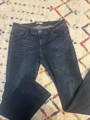 CAbi Style 515R Blue Moon Indie Stretch Jeans Size  14 Dark Wash - Image 1 of 4