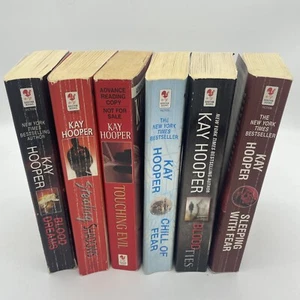Lot of 8 Kay Hooper Mystery Suspense PB Sleeping With Fear - Imagen 1 de 8