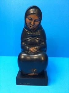 SIGNED CARVED WOOD SCULPTURE BY BOLIVIAN ARTIST JUAN RAMIREZ - "MOTHER & CHILD" - Picture 1 of 13