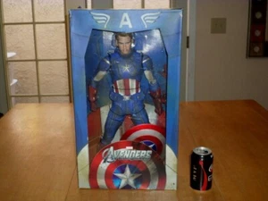 [NECA Marvel Avengers] Captain America, Battle Damaged 18" Action Figure, NIB - Picture 1 of 12