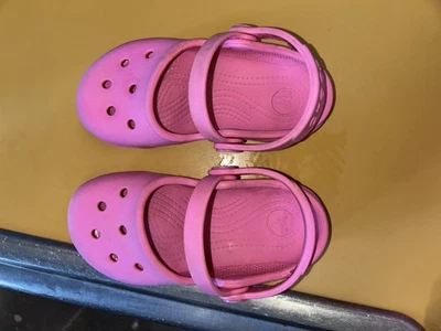 Crocs Mary Jane стиль жевательная резинка розовый малыш размер 8c - Изображение 1 из 4