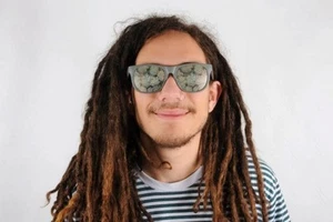 Divertidas Gafas de sol Trainwreck Fiesta Hipster Tonos Gafas de sol Agujeros Estenopeic - Imagen 1 de 2