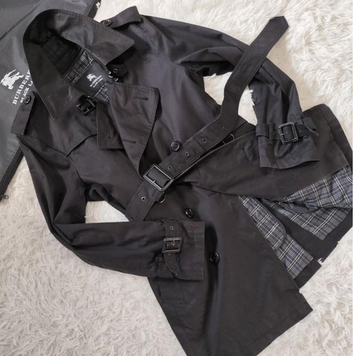 Trench Burberry Black Label cintura fodera nova taglia M colore nero da uomo
