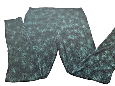 LULAROE TC 腿宽腰带绿色 Blast Geo 高曲线适合约 M/L — 第 1/4 张图片