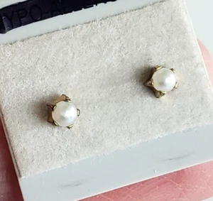 Vintage 5mm or 3/16" Faux Pearl Gold Tone Stud Pierced Earrings - Picture 1 of 8