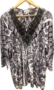 Millers Plus Size 22 Top Tunic Black & White Lace Trim Long Sleeve Stretch - Picture 1 of 10