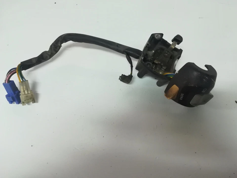 Переключатель света переключатель управления Yamaha TMAX 500 04 07 - Изображение 1 из 1