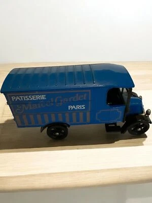 Corgi Classics 1926 Renault Van - Image 1 of 4