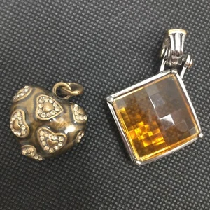 Lot Of Two Pendants 1 Puffy Heart 1 Stone - Picture 1 of 3