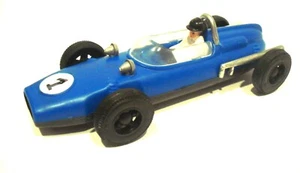 Auto da corsa Cooper T53 1960 - prodotta in Portogallo da PE PE anni '70 1/32 - Foto 1 di 4