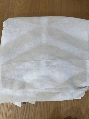 Cortinas jacquard recortadas semi transparentes West Elm -2 48x96 design moderno neutro - Imagem 1 de 4