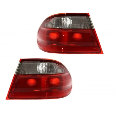 Par de luces traseras laterales conductor y pasajero para Mercedes-Benz E320 2000-2002 Foto 1 de 4