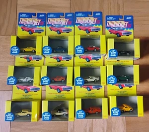 Lote de 12 Coches Ranura Johnny Lightning Thunderjet 500 Pull-Back Escala HO Diecast - Imagen 1 de 14