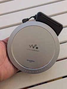 Sony Walkman D-NE720 - Portable CD Player ATRAC/MP3 Fully Working ! - Picture 1 of 12