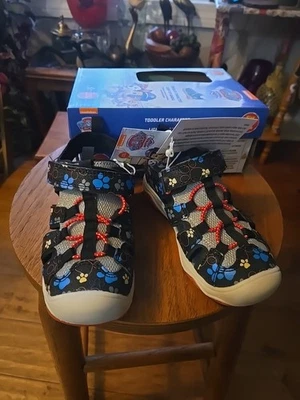 Sandalias iluminadas Paw Patrol para niños pequeños talla 11 nuevas en caja Foto 1 de 4