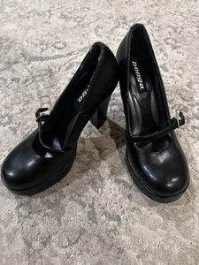Bongo Heels Size 7.5 Bratz Y2k Goth Black Platform Pumps Strap Chunky - Picture 1 of 15