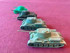 (3) Atlantic 1/72 #614 Russian T-34/85 Tanks & Armored Car Near Mint 1970s - Picture 1 of 5