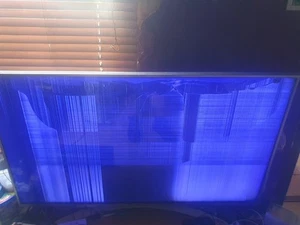 Samsung Smart TV 42 Inch Parts Only, Broken Screen - Picture 1 of 5