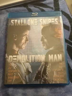DEMOLITION MAN (1993, Blu-Ray) - Sylvester Stallone - Wesley Snipes Region Free - Image 1 of 2