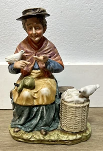 Vintage Lefton Old Woman Feeding Birds Porcelain Figurine 5259 7" - Picture 1 of 5