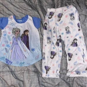 Disney Frozen II Size 6 Pajamas Set Elsa Anna Tee Pants - Picture 1 of 5