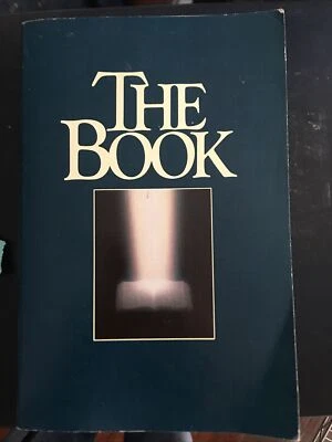 The Book Tyndale House, 1985 10thEdition.  The Living Bible 153 Foto 1 de 4
