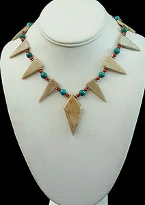 Halskette Fossil Koralle Pfeilspitzen mit Türkis & Koralle 925 Silber Handarbeit USA - Bild 1 von 3