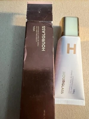 Hourglass Veil Hydrating Skin Tint #9  NIB  1.1 fl oz Authentic Free Shipping - Image 1 of 4