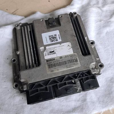 0281030899 Centralina iniezione  RENAULT KANGOO COMBI 1.5 dCi (55Kw) N1 Cmb - Immagine 1 di 4