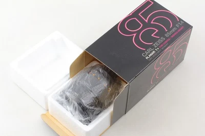 CLA'd [MINT in Box] Contax Carl Zeiss Planar T* 85mm f1.4 Lens AEG CY From JAPAN - Image 1 of 4