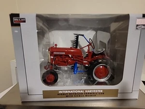 1/16 SpecCast International Farmall Cub W/sickle Mower - Picture 1 of 6