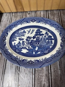 Piatto da portata ovale Blue Willow Churchill England 12" x 9,5" - Foto 1 di 5