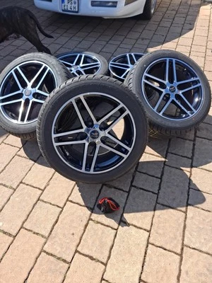 Reifen Auf Felgen  275 / 40 ZR 17 - Bild 1 von 4