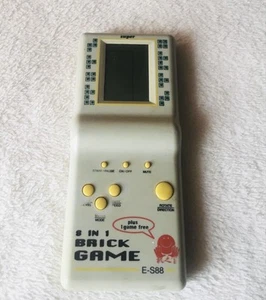 Vintage Brick Game Electronic 8 in 1 Tetris Handheld Console E-S88 - Picture 1 of 3