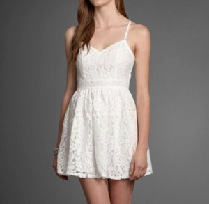 NWT Abercrombie & Fitch Womens White Floral Skater Lace Mini Dress Size M /791 - Picture 1 of 8