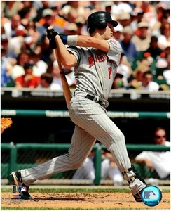 Joe Mauer-Minnesota Twins-LICENSED 8x10 Baseball Photo - Picture 1 of 1
