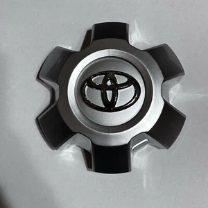 2013-2024 Toyota 4Runner SR5 Center Hub Cap p/n 4260B-35070 - Picture 1 of 7