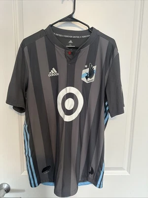 Minnesota United 2018 Home Grey Kit, Adidas XL Clima, Genial  Foto 1 de 4