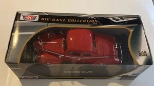 MOTORMAX Diecast 1940 Ford Deluxe Scala 1:18 ROSSO - Nuovo con scatola - Foto 1 di 4