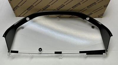Cubierta de lente genuina OEM Toyota Land Cruiser 2003-2007 para cuadro de manómetros Foto 1 de 2