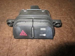 ALFA ROMEO MITO 955  SCHALTER WARNLICHT - Bild 1 von 1