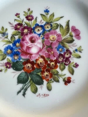 Ancienne assiette décorative Porcelaine de Sèvres - Photo 1/4