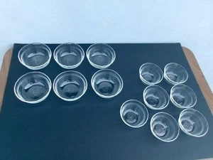 PYREX SCALLOPED EDGE CUSTARD CUPS ( LOT OF 13 ) 7-463 6OZ. & 6-464 10OZ. - Picture 1 of 6