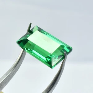 Baguette Shape Green CERTIFIED Loose Gemstone 10.45 Ct Natural Precious Garnet. - Picture 1 of 8