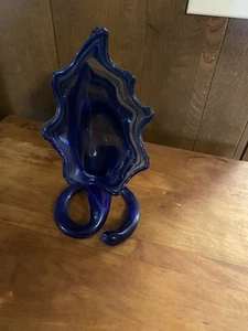 Jarrón superior elástico con volantes de vidrio de escoria centro de mesa oscilante de vidrio artístico azul - Imagen 1 de 5