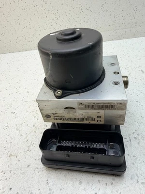 03-04 NISSAN XTERRA 4WD 3.L AT ABS ANTI LOCK BRAKE PUMP MODULE 47660-1Z670 OEM Foto 1 de 4