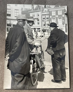 9 Vintage Black & White Photos 15 1/2" x 11 3/4" Gevaert Photo Belgium - Picture 1 of 13