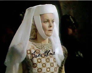 ISLA BLAIR - Isabella in Doctor Who - The King's Demons - hand signed 10 x 8 pho - Picture 1 of 1